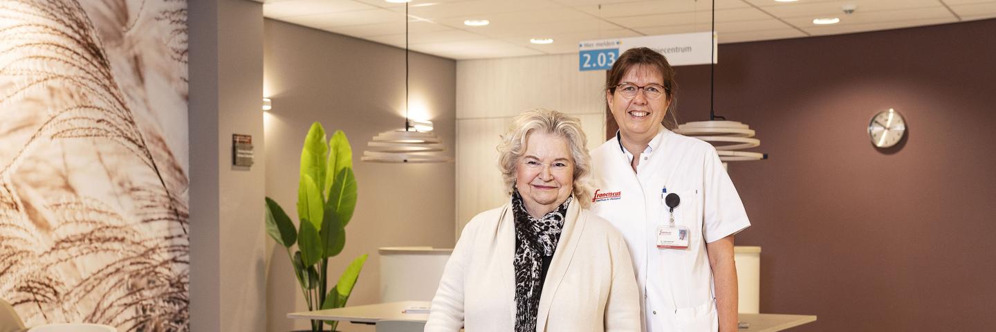 Mevrouw Vermoolen en Ivonne Leeuwenburgh