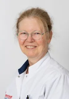 Lohmann, A,M. oogarts, Oogheelkunde