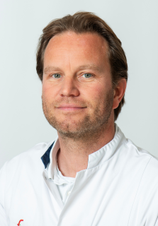 Hooft van Huysduynen, T. KNO-arts