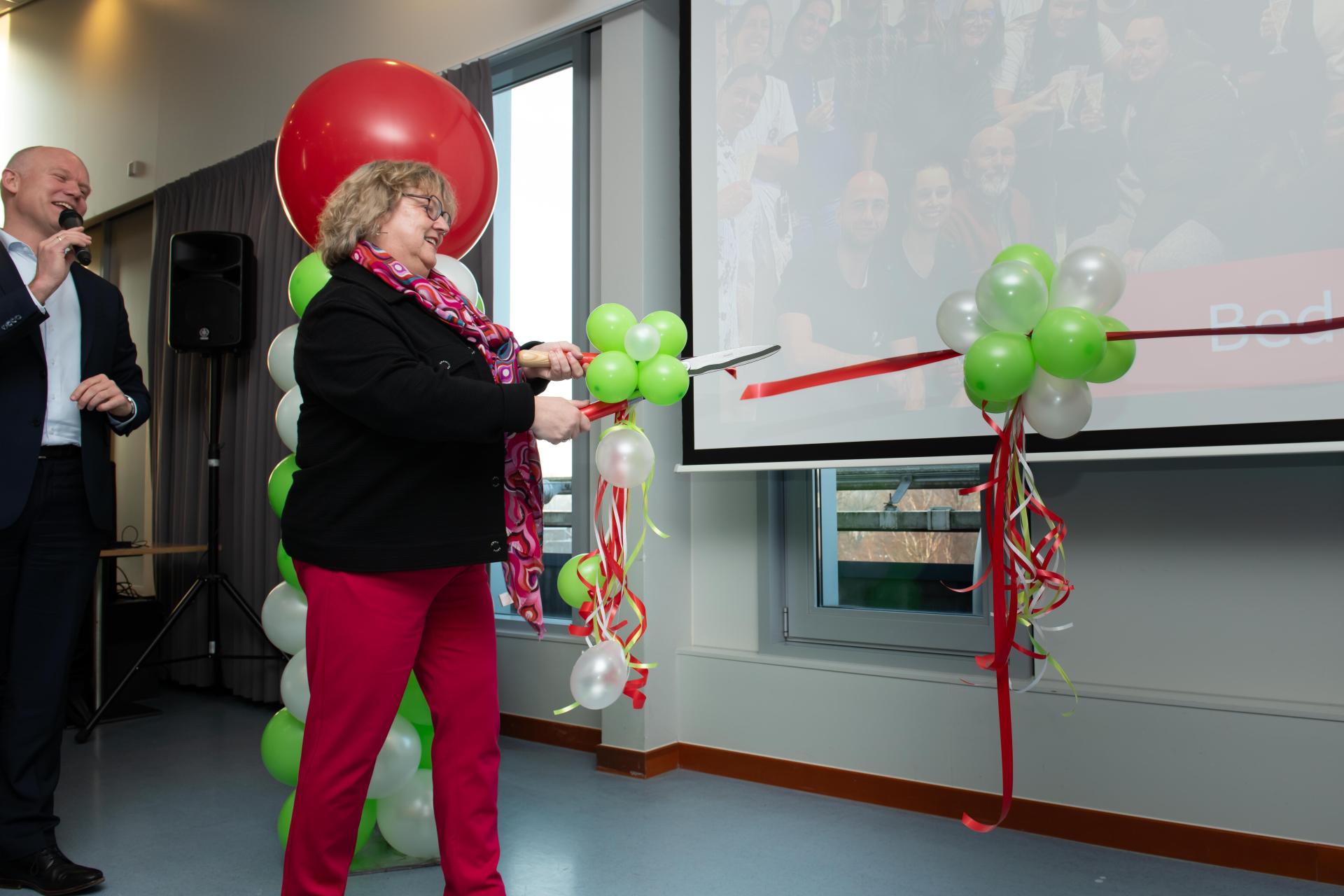 officiele-opening-spoedplein-schiedam-door-wethouder-zorg-petra-zwang.jpg