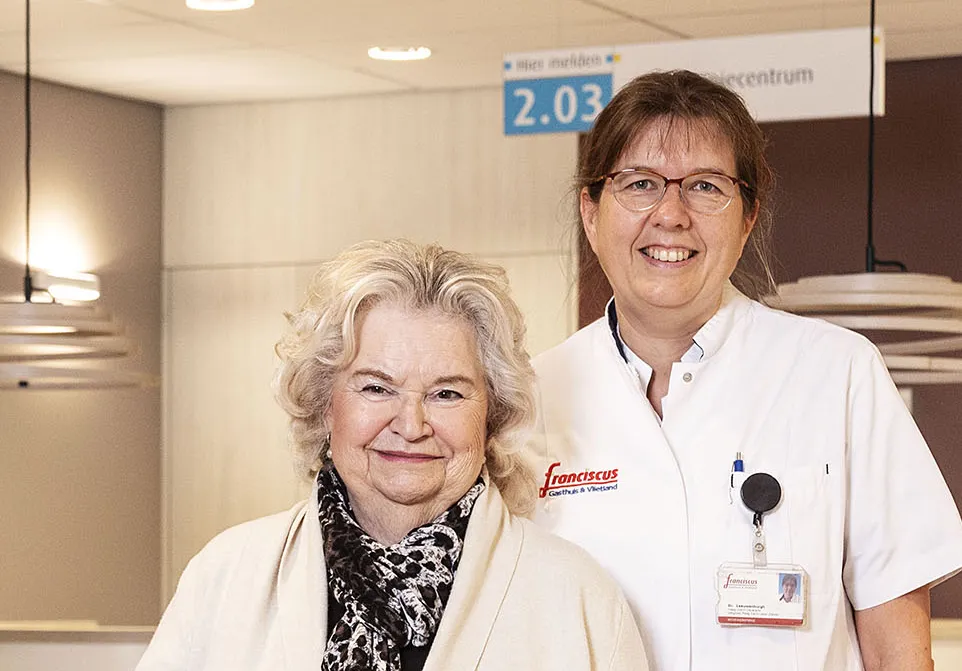 Mevrouw Vermoolen en Ivonne Leeuwenburgh