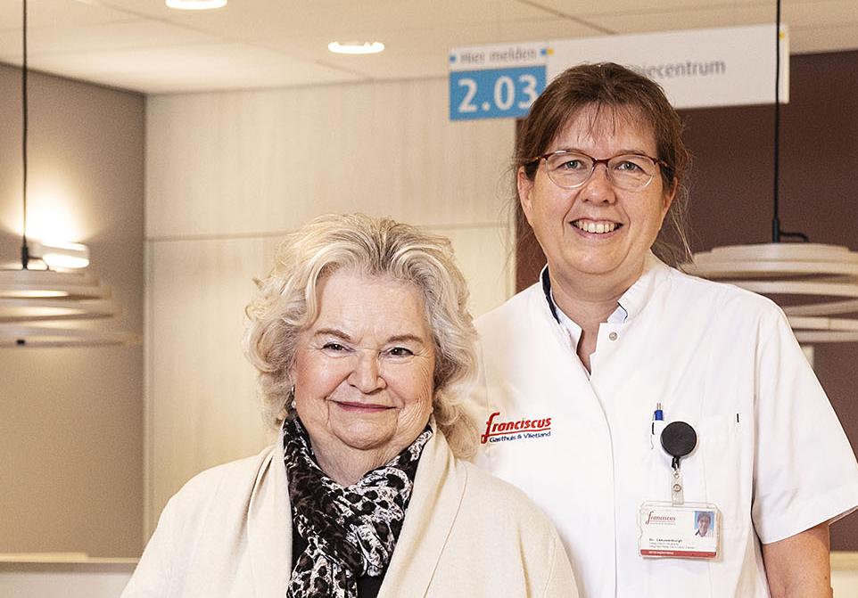 Mevrouw Vermoolen en Ivonne Leeuwenburgh